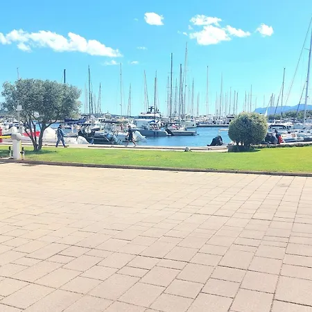 Family House Apartment Olbia